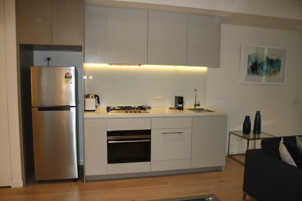 Perfect Large One Bedroom Study - Alb09518 * Sydney